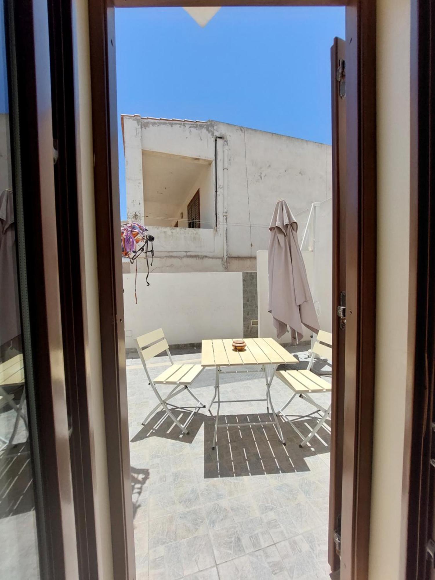 Il Faro Della Guitgia Tommasino Hotel